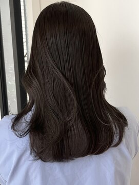 ローネス(LONESS) 暗くても透明感抜群！グレーベージュ◎