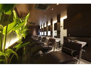 HEADS FACTORY 本店