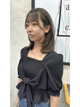 アートマン(artman) 【artman 青井美海】ミディアムレイヤー/オリーブベージュ/日野