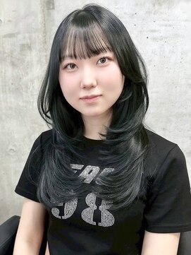 ジィルム(XELM) 韓国レイヤーカット/ブリーチ/レイヤーカット/ハッシュカット