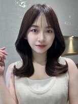 アイヴィー(IVY)&nbsp;透明感カラー チョコレートブラウン くびれヘア【肥田亜沙美】