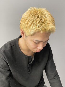 アーバンスタジオトウキョウ 下北沢店(URBAN STUDIO TOKYO) ブリーチ抜きっぱなしカラー