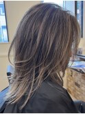 海外ヘアーハッシュカットレイヤーカット