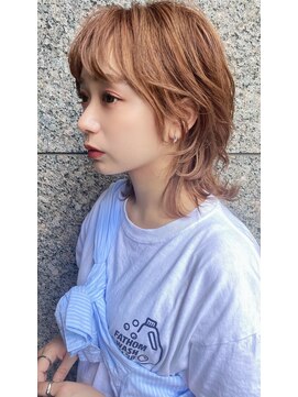 ミモザワークス(Mimosa Works) 渋谷顔周りレイヤーボブレイヤーカットブロンドカラーくびれヘア