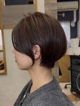 トゥーリ(tuuli) 20代30代40代/丸みショートボブ/チョコレートブラウン