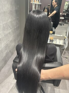 モダンメイド 四条烏丸(modern made) 髪質改善20代30代40代イメチェンフルバング似合わせカット美髪