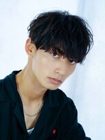 アロ 渋谷(Alo) ニュアンスパーマ/センターパート/波巻きツイストスパイラル渋谷