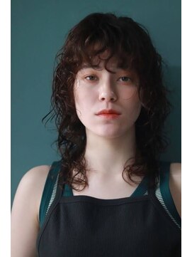 リコ(liko) 【liko】ハイレイヤーウルフパーマ