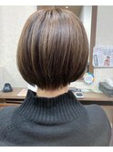 大人の可愛いショートボブ