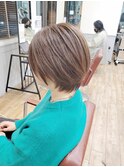 脱白髪染めハイライトベージュカラー☆
