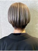 逆インナーカラー_アースカラーくびれヘアツートン_ba369832