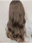 ロング×ペールベージュ