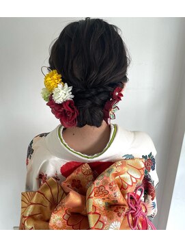 モノリス(monolith) ルーズアップスタイル