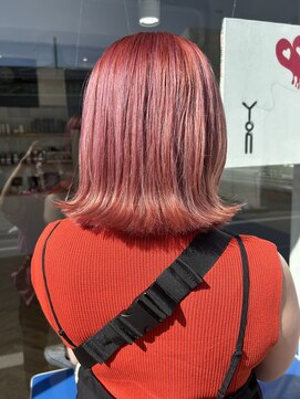 バズ(BUZZ) ブリーチ１回ピンクカラー★秋山