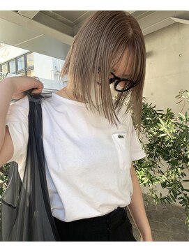 ロイリー バイ ローウェ 立川(Loely by Louwe) ベージュ/ハイトーン/レイヤー/ボブ/立川/髪質改善/ヘアセット