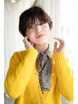 マグノリア オモテサンドウ(MAGNOLiA Omotesando)&nbsp;重めのカールが可愛い！女っぽマッシュショート・・・HINATA