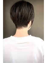 ラウンジ モリオ イケブクロ(Lounge MORIO Ikebukuro) 20代 30代 黒髪 ショートヘア 耳かけショート 丸みショート 池袋