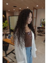 ミューズ バイ ケンジ(MUSE by KENJE) スーパーロングのスーパーカーリー