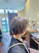 エルサフィロ ヨドヤバシ(el zafiro yodoyabashi) 【el zafiro yodoyabashi】大人女性メリハリショート