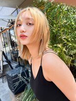 メーヴェ(Mowen) mowen 南堀江　ハイトーンボブ　切りっぱなしボブ