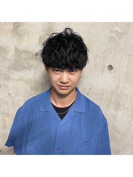 タム(tam) スパイラルパーマ マッシュ