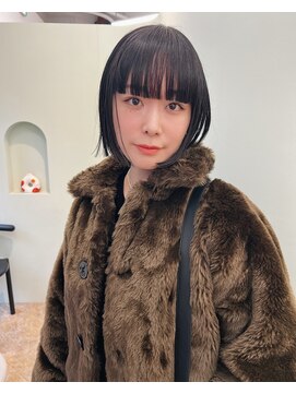 ユー(yew) 重めバング