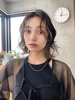 テトヘアー(teto hair) ミディアムウルフ、レイヤーカット、ハイライトカラー