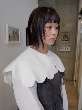 オーオシカシカスペース(OOO YY Space) ブルーグレージュ×ボブレイヤー×顔周りカット