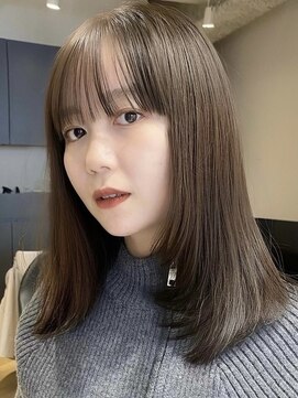 ノイカーム(noi Calm) 顔周りレイヤーカットくびれヘアミルクティーベージュカラー