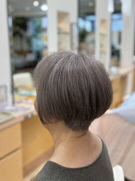 美容室 コーラル ショートボブ