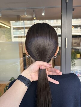 オフ(off) まとまり重視の艶髪