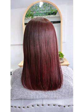 オモテ 町田店(Omote) バーガンディカラー