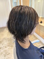 アール(R)&nbsp;パーマ風くびれボブ