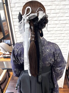 ザブックハンドサロン(The book hand salon) 袴×タイトポニー