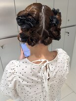 アールプラス 新宿(ar+)&nbsp;【新宿駅/新宿三丁目/ヘアセット/リボンヘア/お呼ばれヘア】