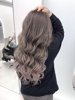 ラニシス ヘアー(Lanisis Hair)&nbsp;グレージュロングスタイル