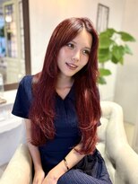 エミュ 中央駅店(eMu)&nbsp;ハーフブリーチチェリーレッド 重ためロングレイヤーカット