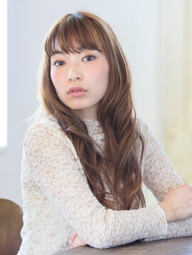 アメリエギャルソン 岩槻店(amelie et garcon) 《Hair artemani 岩槻店》ベージュカラーのナチュラルウェーブ