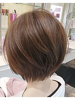 アッシュ 武蔵小杉店(Ash) イルミナショートボブ