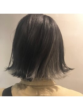 ヘアー アイス ルーチェ(HAIR ICI LUCE) 外ハネ ボブ インナーカラー デザインカラー