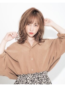 グロウ バイ フェイス(GLOW by face) 大人可愛い２０代３０代４０代ふんわりレイヤーアッシュ