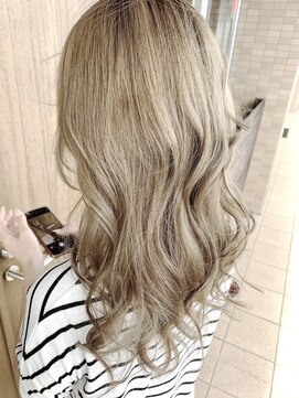 トリニティ(trinity) ミルクティーベージュブラウン/ハイトーン/ダブルカラー./豊見城