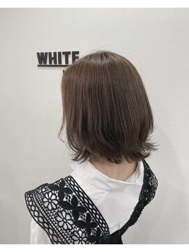 アンダーバーホワイト 阪神西宮店(_WHITE) ブリーチを使わない透明感カラー　シークレットカラー
