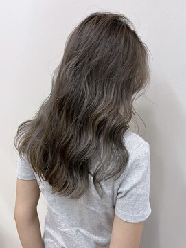 リノショアーズ 日本大通り店(RINOSHORES) 大人可愛いブリーチ+ワンカラーウェーブバレイヤージュ/ロング