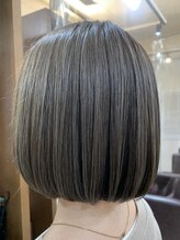 大人世代女性必見♪新しいグレイカラー(白髪染め)おしゃれ染めのように自然に明るく白髪が染まります!!