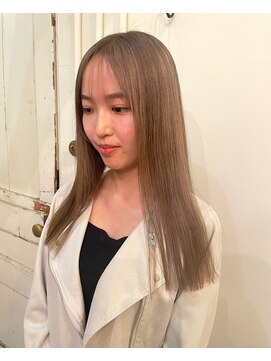 ホワイトルーム(White Room) ベージュカラー