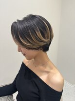 ショートボブで作るデザイン