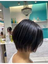 アース オーセンティック 松山銀天街店(EARTH Autentic) ショートボブ