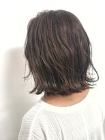 クラン 岡本(Chlan)&nbsp;外ハネ切りっぱなしボブ×ハイライトカラー