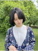 新緑とナチュラルなボブ